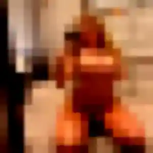 Isis, 40 ans, connectée à Chasse-sur-Rhône pour une rencontre coquine