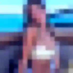 Sexy Henriette, 28 ans à Chasteaux - voir sa photo