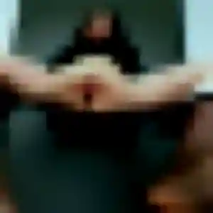 Contacte Aya, 27 ans à Châteaudun en privé