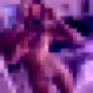 Fanta, femme de 25 ans cherche plan cul à Châtillon-Saint-Jean