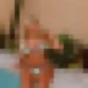 Photo sexy de Favour, 30 ans à Chorey-les-Beaune - plan discret