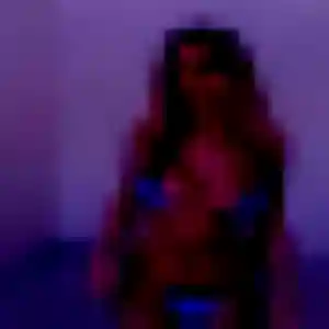 Salamata, 25 ans, disponible à Clairvaux-d'Aveyron pour un plan cul