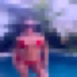 Photo de Adjoua à Clastres (32 ans) - plan cul gratuit