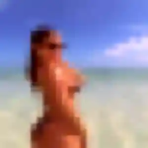 Aurore, 22 ans, connectée à Claye-Souilly pour un plan cul