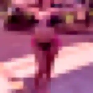 Sexy Isatou, 37 ans à Collemiers - la contacter