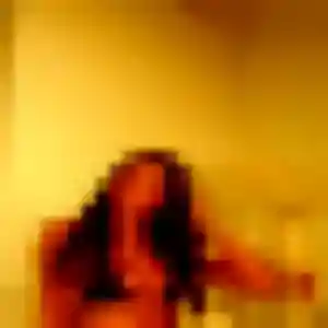 Aminata, 34 ans, disponible à Cordemais pour un plan cul