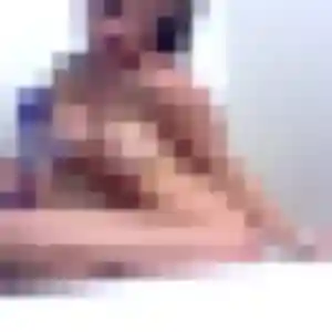 Khoudia, 30 ans, connectée à Cornier pour une rencontre coquine