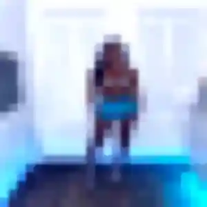 Adélaïde, 23 ans, dispo pour plan cul à Corsept