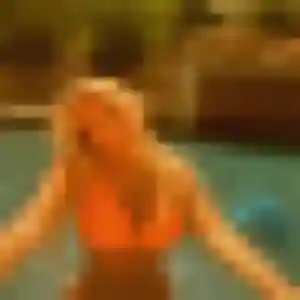 Rejoins Aida, 43 ans à Coteaux-sur-Loire en privé
