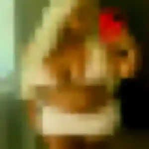 Rejoins Émeline, 40 ans à Coteaux-sur-Loire en privé