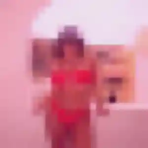 Yasmine, 35 ans, connectée à Coteaux-sur-Loire pour un plan cul