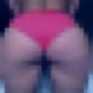 Photo de Bukola à Coulaures (25 ans) - plan cul sans inscription