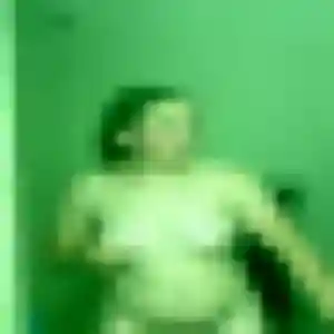 Rejoins Yasmina, 27 ans à Couternon gratuitement