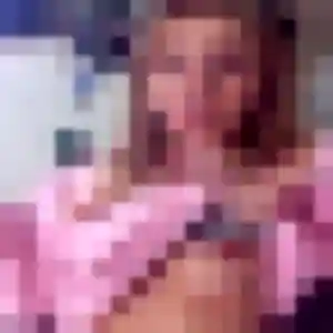 Contacte Nathalie, 40 ans à Créances en privé