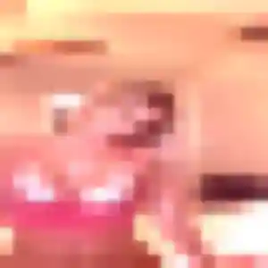 Noëlle, 26 ans, en ligne à Damvix pour une rencontre coquine