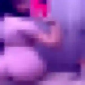 Contacte Salomé, 28 ans à Darney en privé