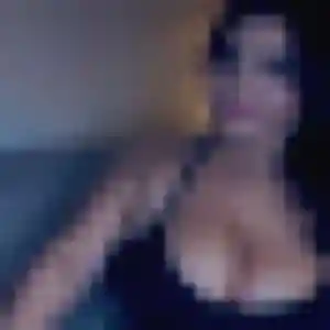 Olive (36 ans) à Darvoy attend un plan cul ce soir