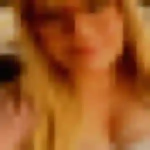 Sexy Maëlys, 30 ans à Daux - voir sa photo