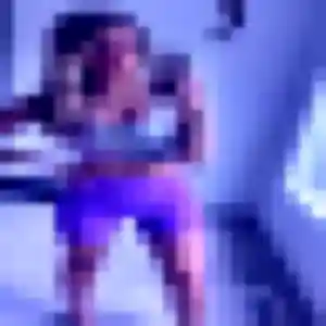 Suzanne, 24 ans, en ligne à Deville pour une rencontre coquine