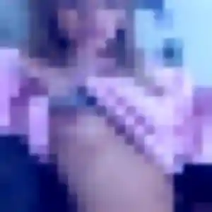 Ruth, fille de 27 ans cherche plan cul à Digny