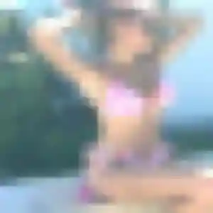Adeola, 29 ans, connectée à Dirinon pour une rencontre coquine