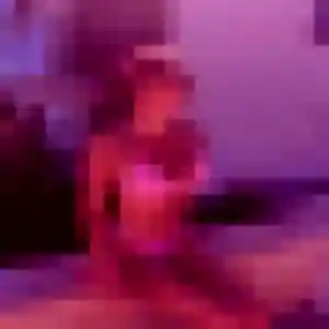Malaika (22 ans) à Domfront en Poiraie propose une rencontre maintenant
