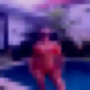 Adjoua, femme de 27 ans cherche plan cul à Épinay-sur-Odon