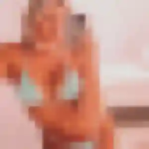 Roxane (22 ans) à Étrépagny propose une rencontre maintenant