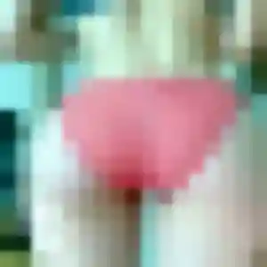 Yolande, 29 ans, en ligne à Évron pour une rencontre coquine