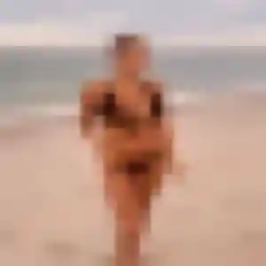 Sexy Adeola, 23 ans à Eyjeaux - la contacter
