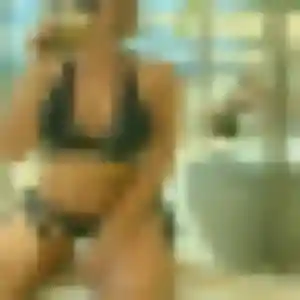 Photo de Yemisi à Ferfay (38 ans) - plan cul gratuit