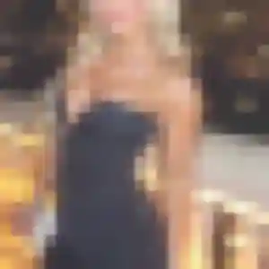 Carine, femme de 24 ans cherche plan cul à Flayosc