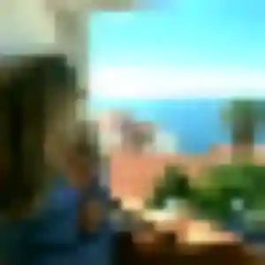 Yankuba, 23 ans, connectée à Fleury-en-Bière pour une rencontre coquine