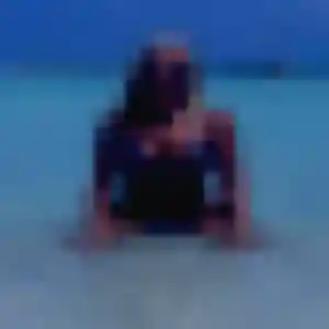 Yetunde, 39 ans, disponible à Freneuse pour un plan cul