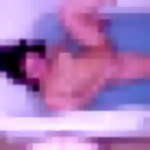 Penda, 27 ans, connectée à Frontenaud pour une rencontre coquine