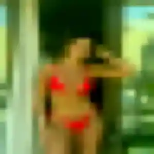Divine, 36 ans, connectée à Galan pour un plan cul
