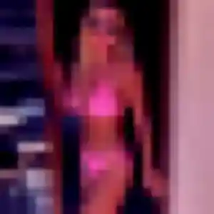 Jeanine, 23 ans, cherche un plan cul à Gannat