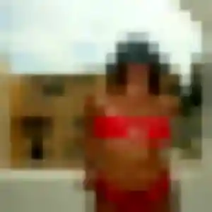 Véronique, 34 ans, connectée à Gemeaux pour une rencontre coquine