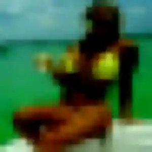 Photo exclusive de Blessing, 45 ans à Gestel - plan discret