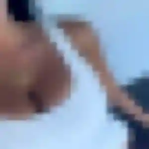 Photo sexy de Henriette, 29 ans à Ginestas - plan discret