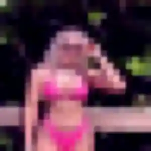 Sexy Amoin, 26 ans à Ginestet - voir sa photo