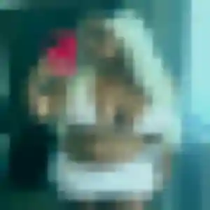 Rejoins Nyambura, 26 ans à Grand-Bourg en privé