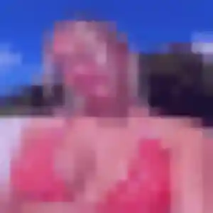 Perrine, 23 ans, dispo pour plan cul à Gréasque
