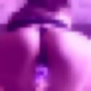 Photo de Sarah à Guissény (32 ans) - plan cul discret