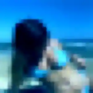 Roxane, 23 ans, en ligne à Halluin pour une rencontre coquine