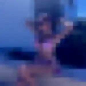 Photo de Kadiatou à Hautefage-la-Tour (28 ans) - plan cul anonyme