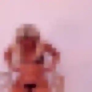 Yemisi (26 ans) à Hénonville cherche un plan cul maintenant