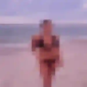 Esther, femme de 26 ans propose plan cul à Hirel