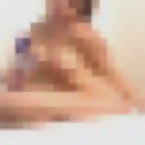 Adwoa, 40 ans, connectée à Hirtzfelden pour un plan cul