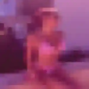 Oulimata, 22 ans, dispo pour plan cul à Houppeville